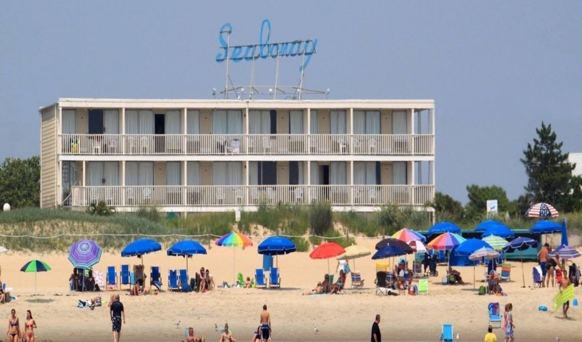 Seabonay Oceanfront Motel