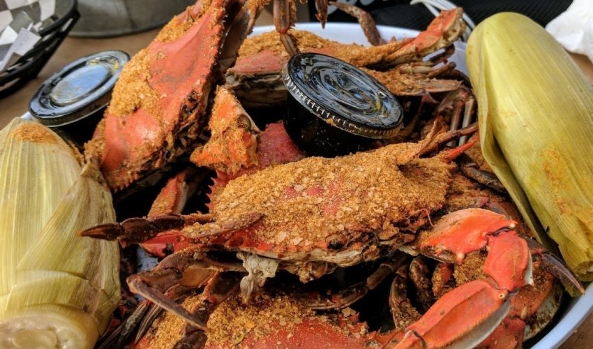 BLU Crabhouse & Raw Bar