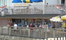 Barefoot Beach Bar