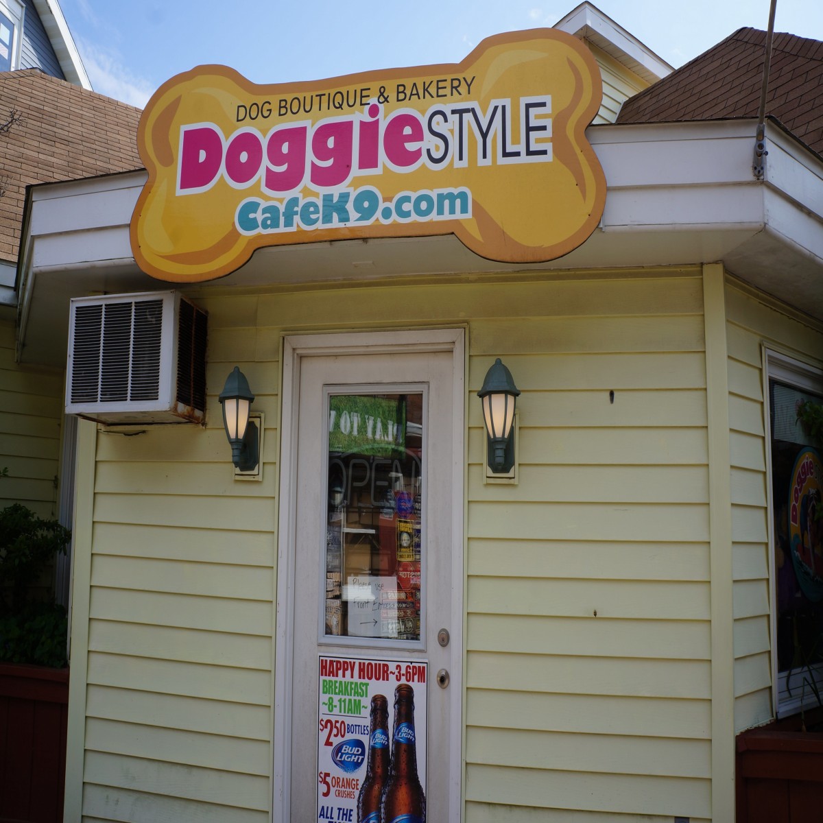 Doggie Style Shop OnSite