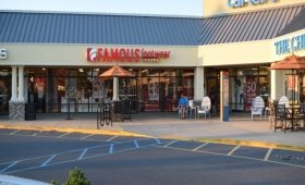 Famous Footwear Outlet
