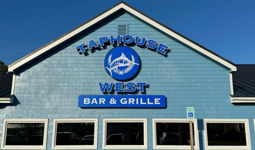 Taphouse West Bar and Grille