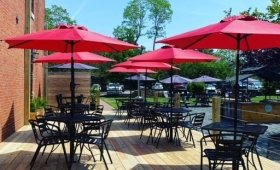 Oaked 110 Whiskey & Wine Bar