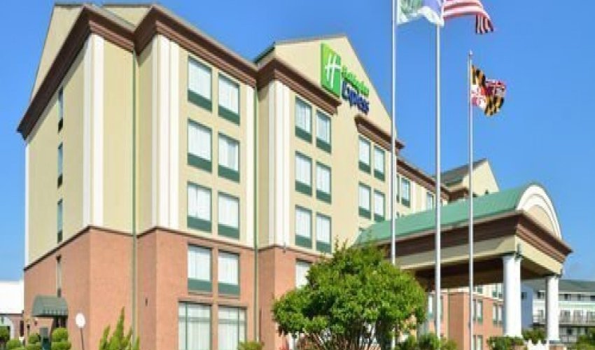 Holiday Inn Express & Suites Ocean City - Northside, an IHG Hotel