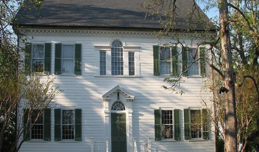 Poplar Hill Mansion