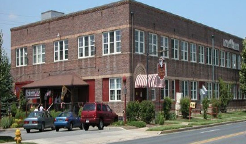 The Country House