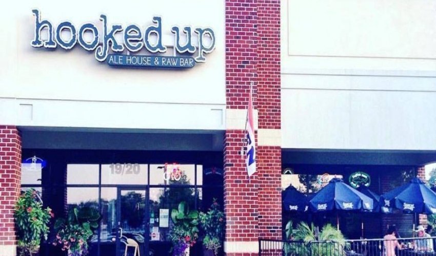 Hooked Up Ale House & Raw Bar