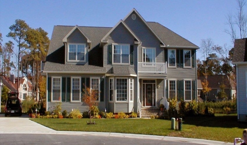 Monogram Realty
