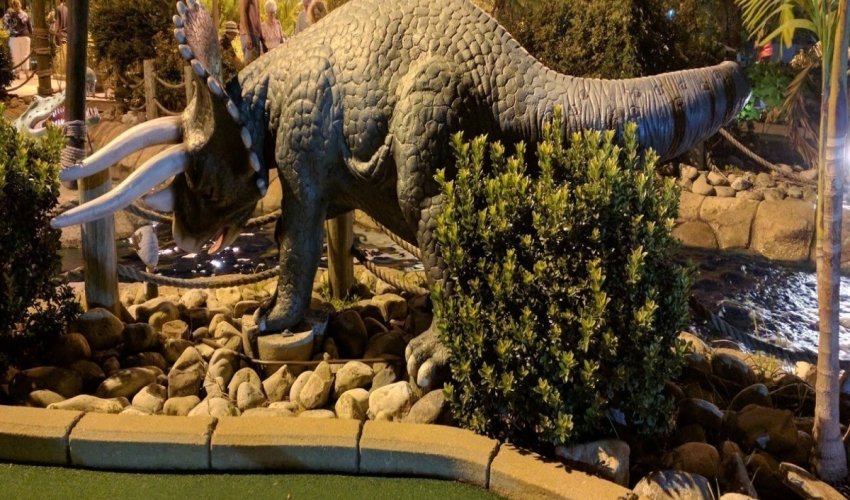 Nick's Mini Golf - Golf Down Under