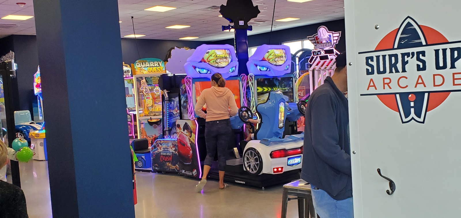 Sp Rise Arcade Surf's Up Arcade