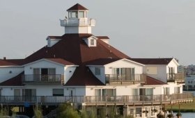 Lighthouse Club Hotel at Fager's Island