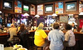 Don's Seafood & Chicken House